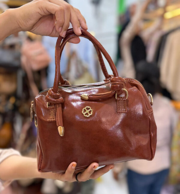 Tas Wanita Kulit