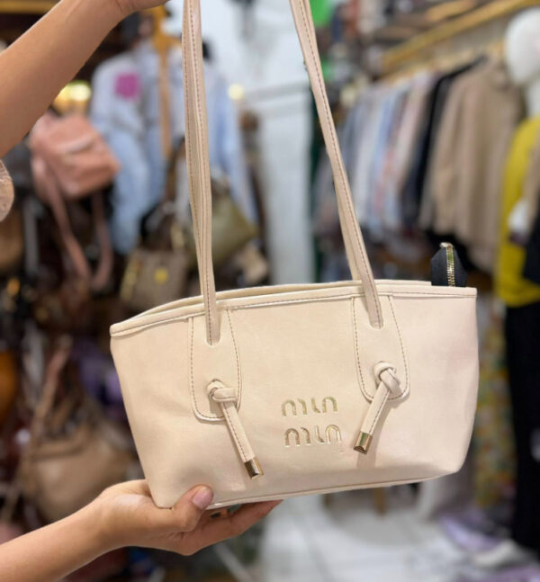 Tas Wanita Kulit